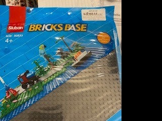 Sluban-Bricks Base-Grey